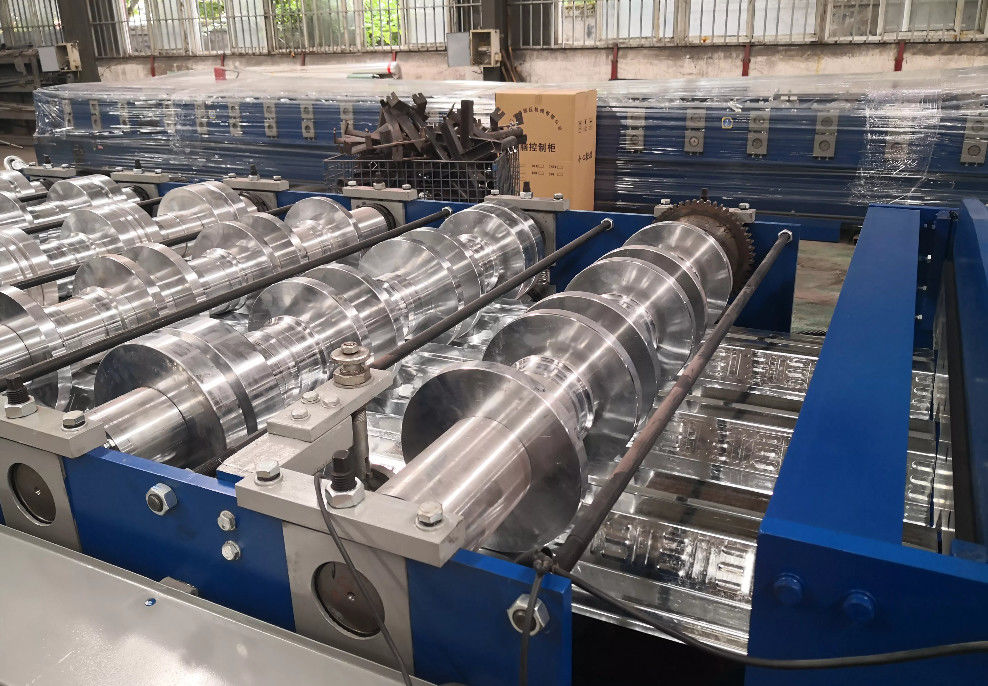 1.5mm Touchscreen Deck Floor Roll Forming Machine Gear Motor Driven By Inverter
