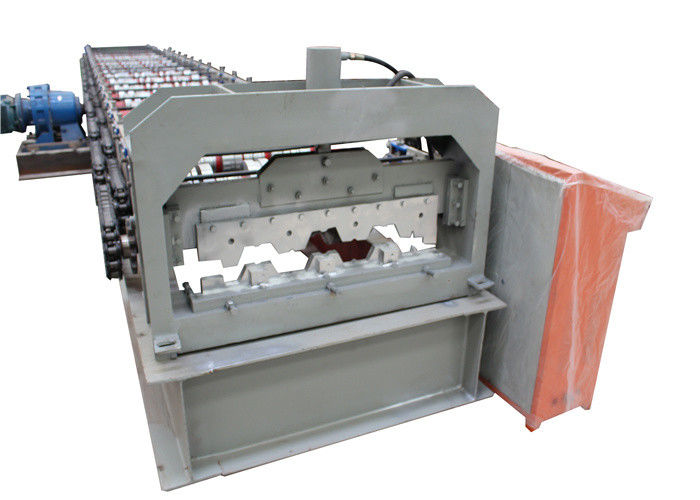 Light Weight Deck Floor Roll Forming Machine 50/230 MM High Efficiency
